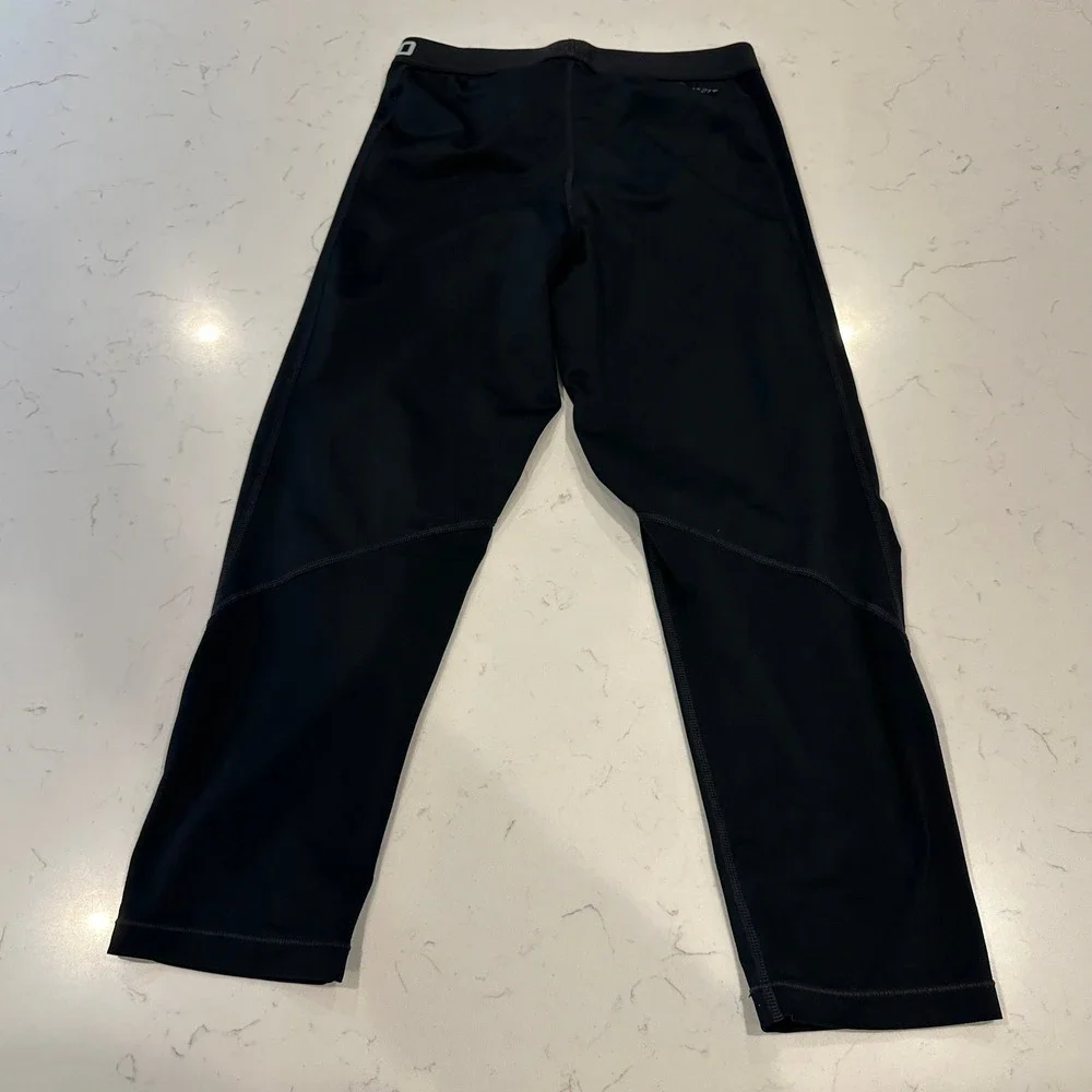 Nike Pro Dri-FIT Women Black Cropped Leggings Athletic Tights Size M 589366-010